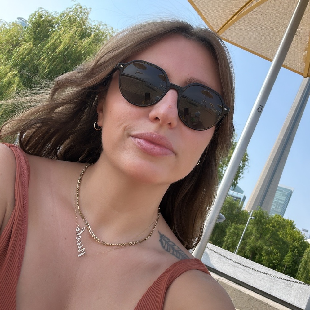 Meet your Posher, Nicole